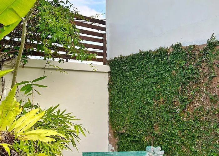 Nicole 5br Paradise, Quiet Area In Oberoi Villa