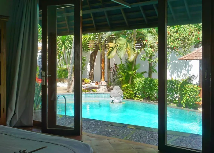 Villa Nicole 5br Paradise, Quiet Area In Oberoi Seminyak (Bali)