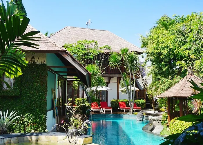 Nicole 5br Paradise, Quiet Area In Oberoi *